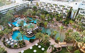 Isrotel Royal Garden All-Suites Hotel